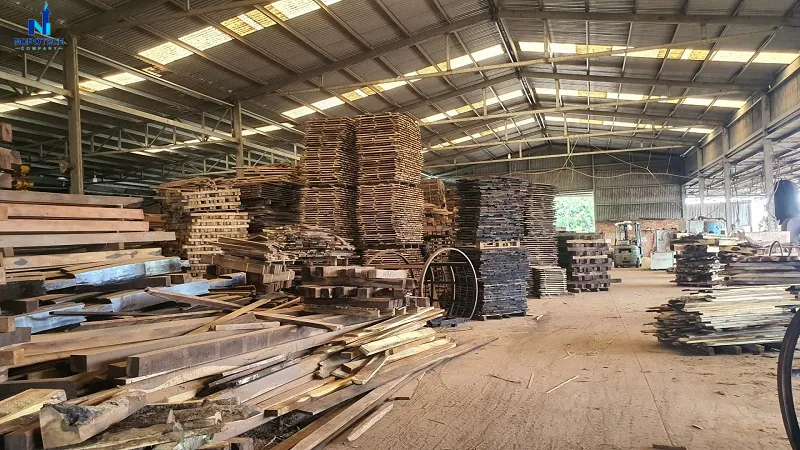 Vì sao cần lựa chọn hệ thống hút bụi xưởng gỗ đúng lưu lượng, công suất, áp suất